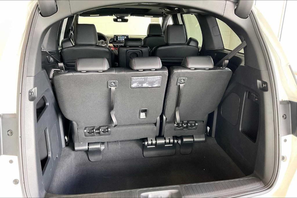 new 2025 Honda Odyssey car, priced at $45,275