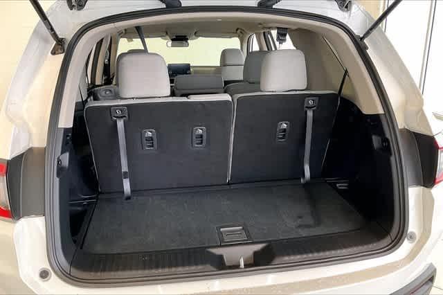 used 2023 Honda Pilot car, priced at $31,913