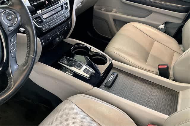 used 2016 Honda Pilot car, priced at $14,582