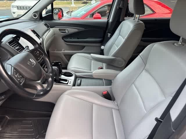 used 2020 Honda Pilot car, priced at $25,562