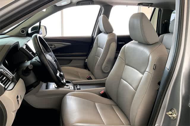 used 2020 Honda Pilot car, priced at $25,058