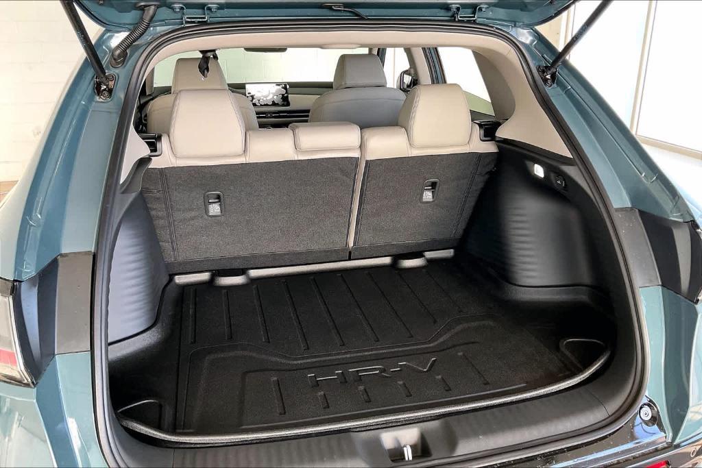 new 2025 Honda HR-V car, priced at $32,850
