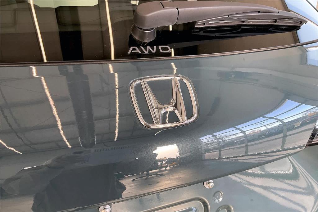 new 2025 Honda HR-V car, priced at $32,850