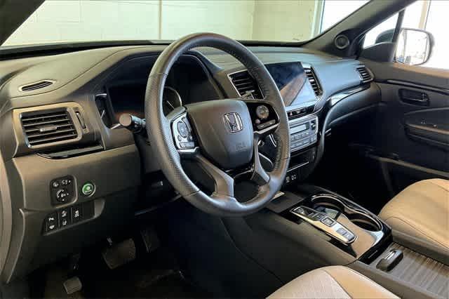 used 2022 Honda Passport car, priced at $32,030