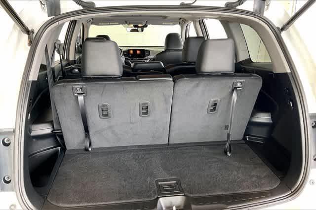 used 2022 Honda Pilot car, priced at $31,877