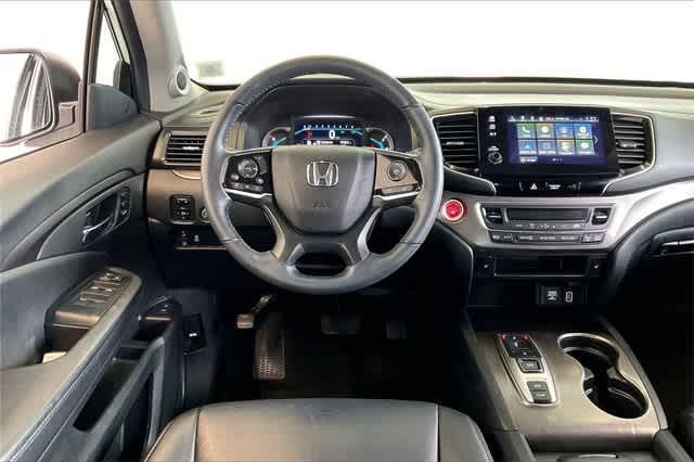 used 2022 Honda Pilot car, priced at $31,877