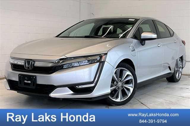 used 2018 Honda Clarity Plug-In Hybrid car, priced at $14,071