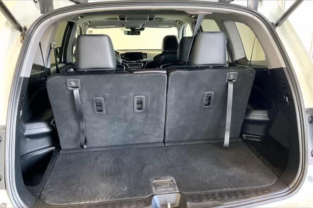 used 2022 Honda Pilot car, priced at $32,694