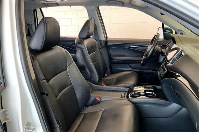 used 2022 Honda Pilot car, priced at $32,694