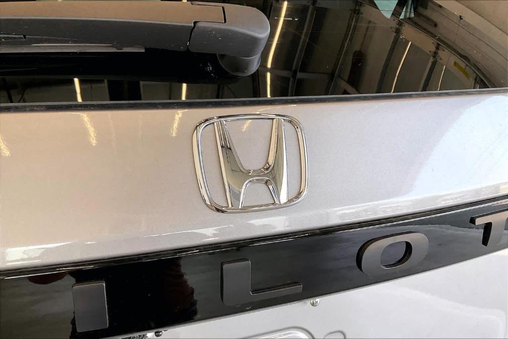 new 2025 Honda Pilot car, priced at $51,100