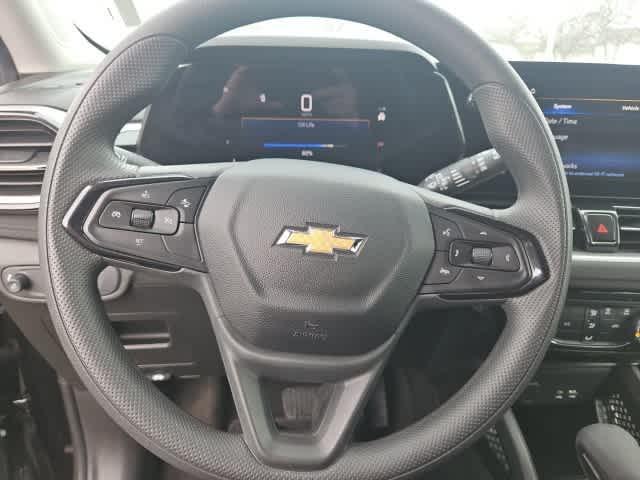 used 2025 Chevrolet TrailBlazer car, priced at $25,947