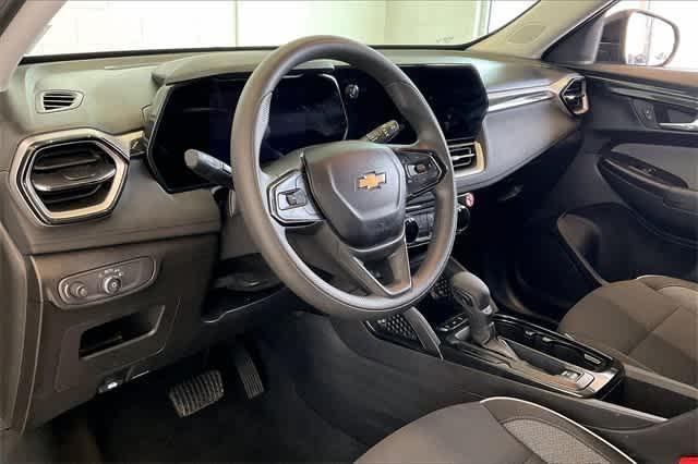 used 2025 Chevrolet TrailBlazer car, priced at $25,438