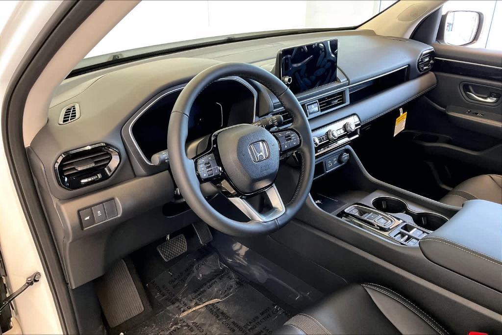 new 2025 Honda Pilot car, priced at $47,450