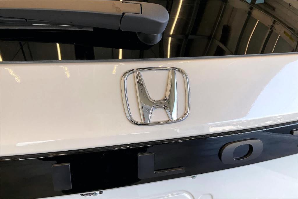 new 2025 Honda Pilot car, priced at $47,450