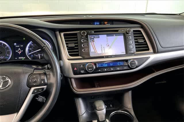 used 2019 Toyota Highlander car, priced at $27,188