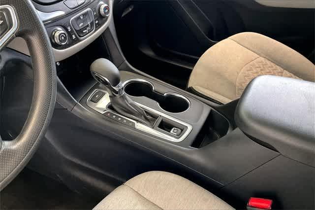 used 2023 Chevrolet Equinox car, priced at $21,684