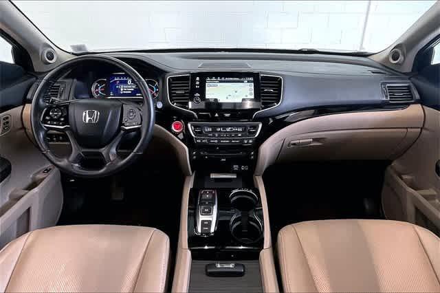 used 2021 Honda Pilot car, priced at $31,902