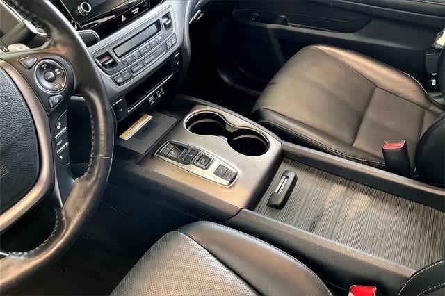 used 2022 Honda Ridgeline car, priced at $33,624