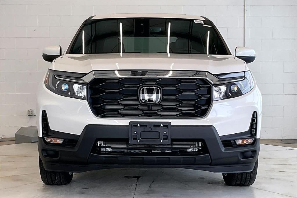 new 2025 Honda Passport car, priced at $44,250