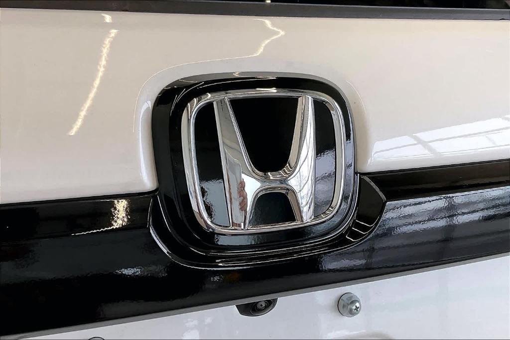 new 2025 Honda Passport car, priced at $44,250