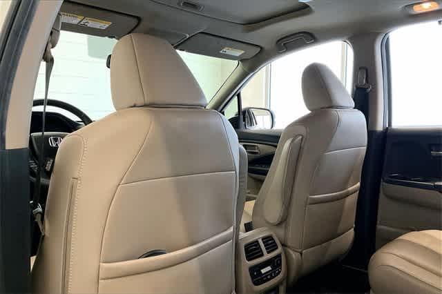 used 2017 Honda Pilot car, priced at $18,309