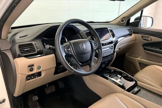 used 2017 Honda Pilot car, priced at $18,309