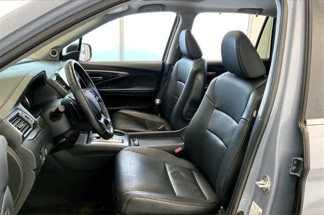 used 2022 Honda Pilot car, priced at $31,837