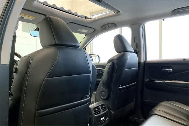 used 2022 Honda Pilot car, priced at $31,837