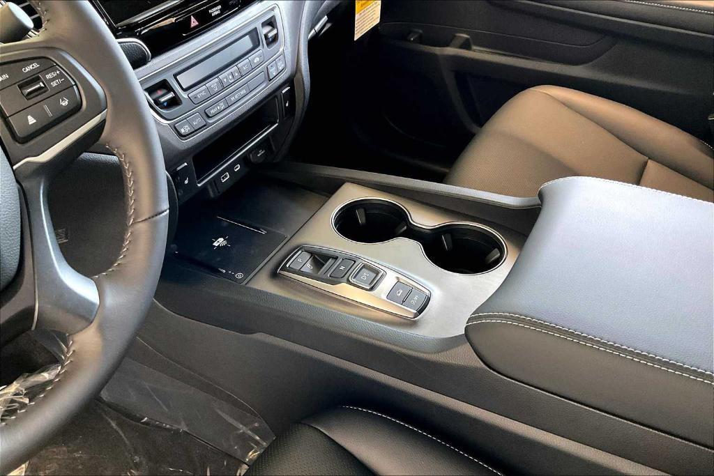 new 2025 Honda Ridgeline car, priced at $43,385