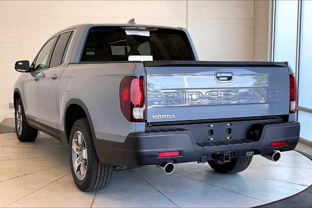 new 2025 Honda Ridgeline car, priced at $43,385