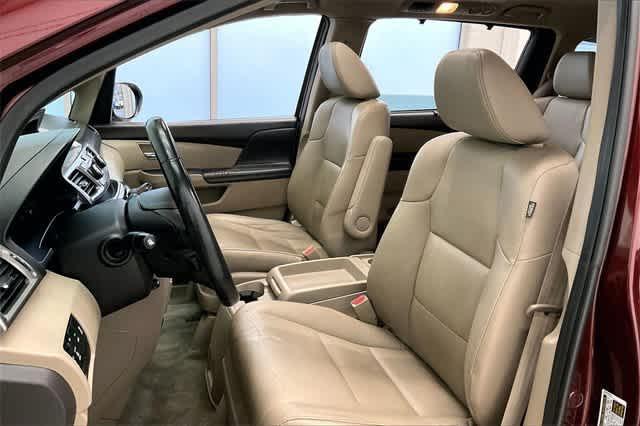 used 2016 Honda Odyssey car, priced at $15,316
