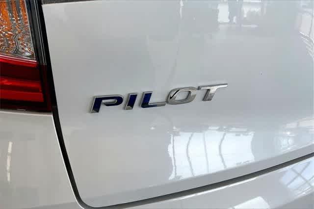 used 2020 Honda Pilot car, priced at $31,767