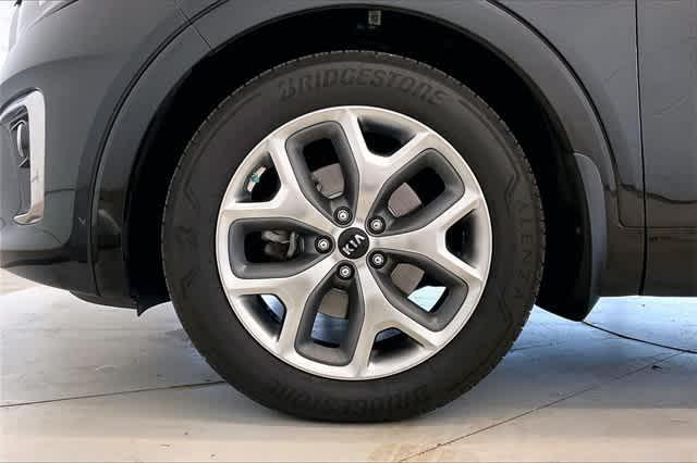 used 2020 Kia Sorento car, priced at $21,400