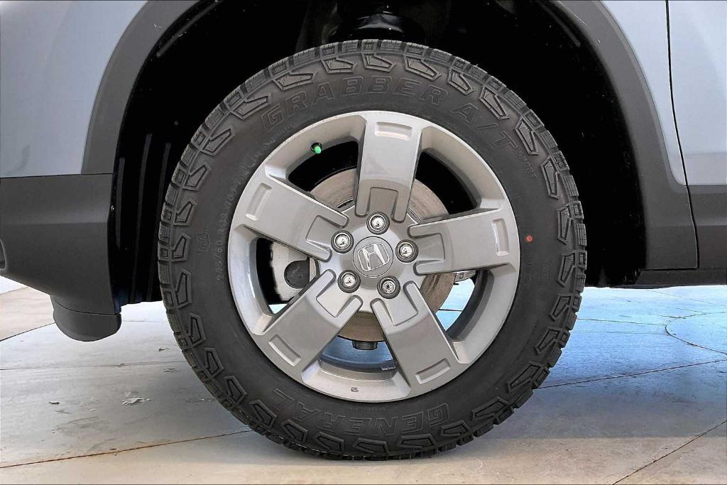 new 2025 Honda Ridgeline car, priced at $45,785
