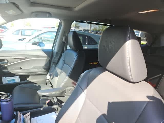 used 2022 Honda Pilot car, priced at $31,838