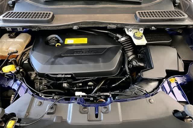 used 2015 Ford Escape car, priced at $10,905