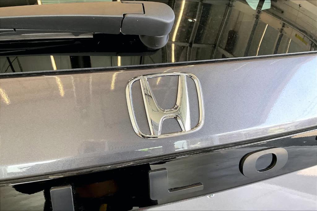 new 2025 Honda Pilot car, priced at $47,095