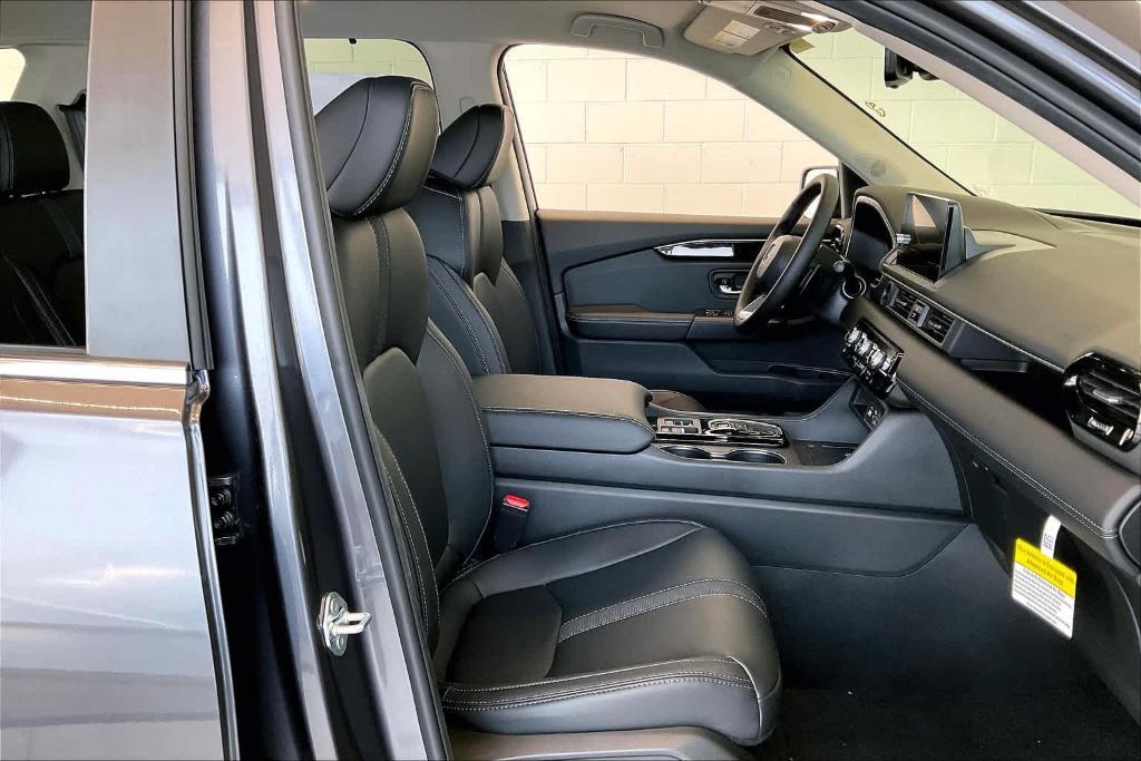 new 2025 Honda Pilot car, priced at $47,095
