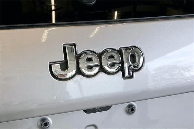 used 2019 Jeep Cherokee car, priced at $20,579