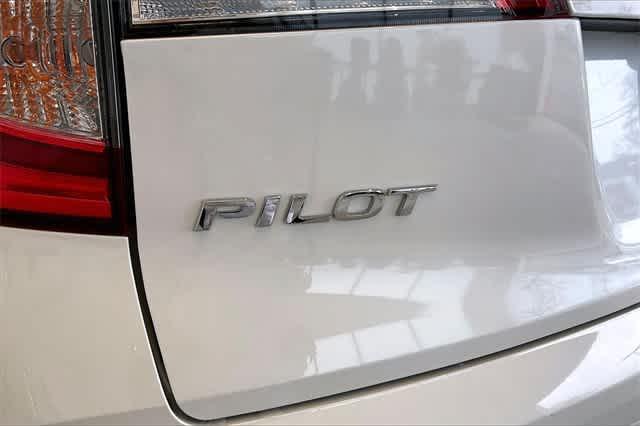 used 2021 Honda Pilot car, priced at $29,695
