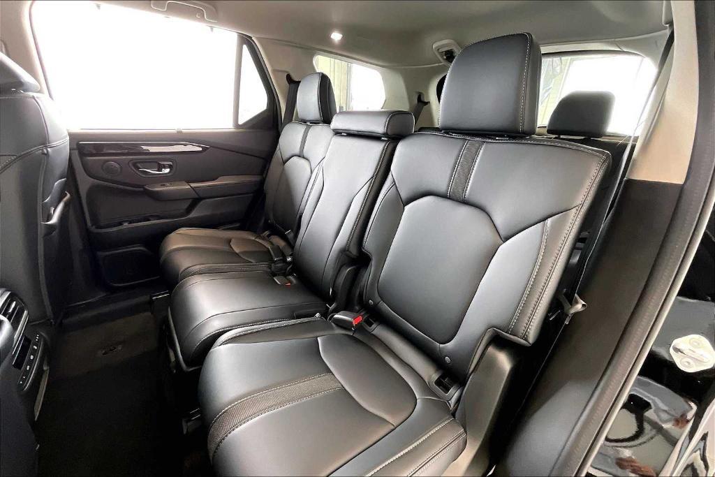 new 2025 Honda Pilot car, priced at $47,095