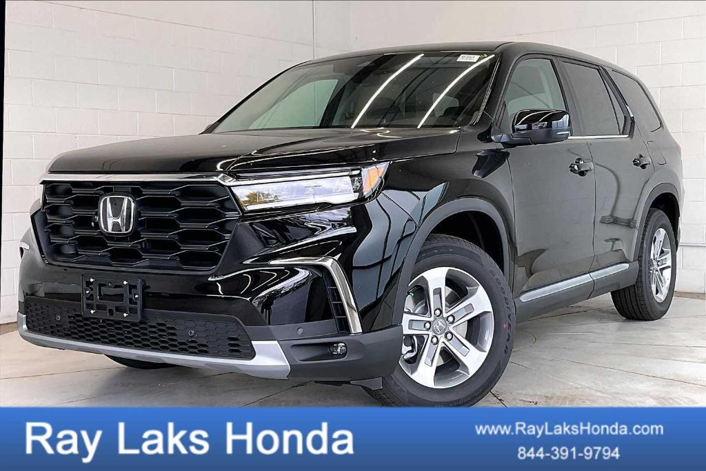 new 2025 Honda Pilot car, priced at $47,095