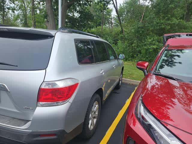 used 2012 Toyota Highlander car, priced at $12,658