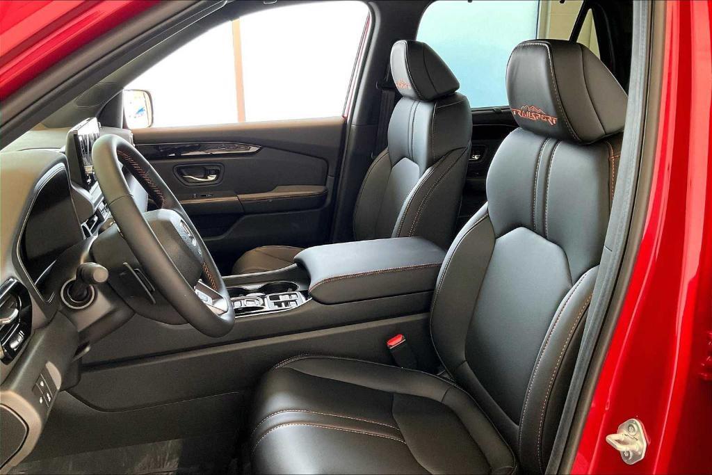 new 2025 Honda Pilot car, priced at $51,785