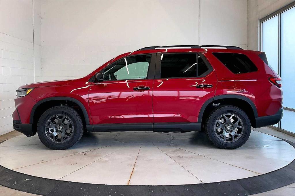 new 2025 Honda Pilot car, priced at $51,785