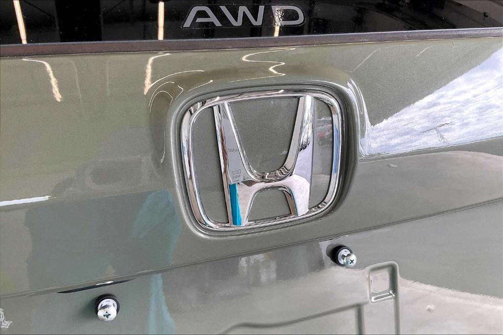 new 2026 Honda CR-V Hybrid car, priced at $40,650