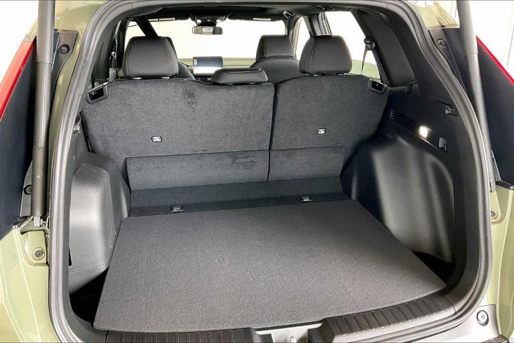 new 2026 Honda CR-V Hybrid car, priced at $40,650