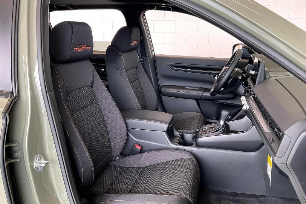 new 2026 Honda CR-V Hybrid car, priced at $40,650
