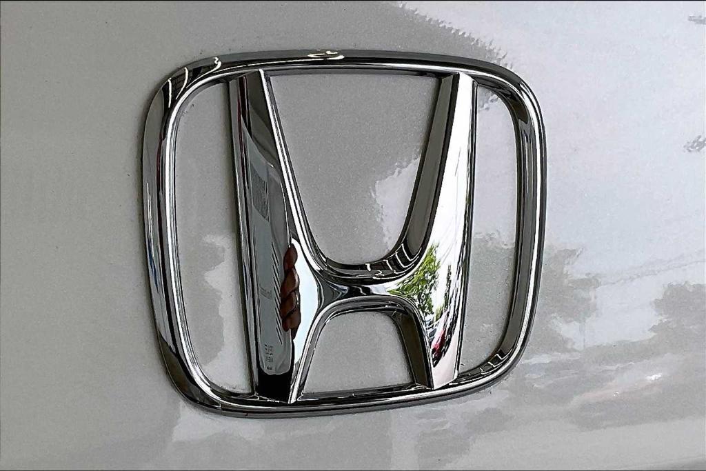 new 2025 Honda Civic Hybrid car, priced at $33,555