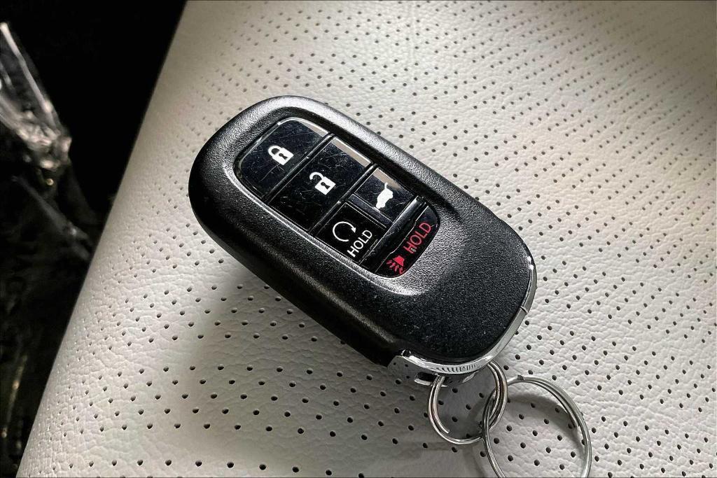 new 2025 Honda Civic Hybrid car, priced at $33,555